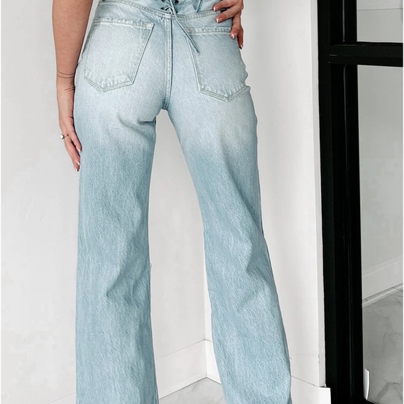 Gabi High Rise KanCan Lace Back Wide Leg Jeans (Light) Size 9/28 - Picture 6 of 7
